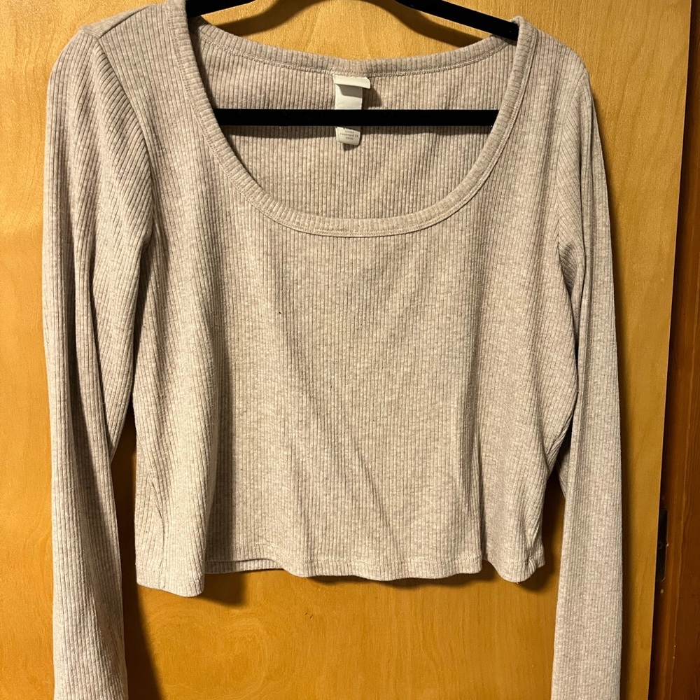 Long sleeve crop top